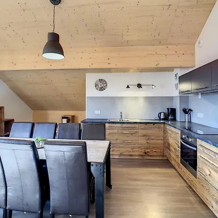 2 étoiles Pour 10 Pers, 3 Ch, Proche Télésiège, Parking - Fr-1-417-38 Apartamento *